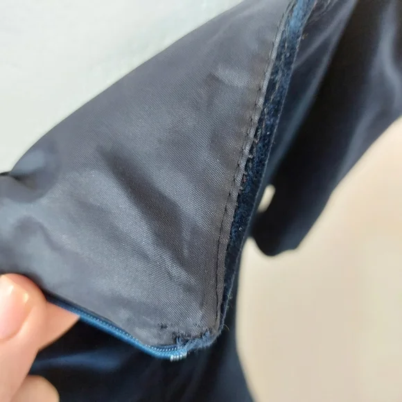 Vintage Gina Bacconi Velvet Dress Off Shoulder Fit & Flare Size 12 Navy Occasion - Picture 7 of 14